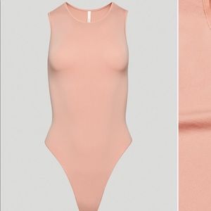 Seamless Contour Bodysuit Heirloom Pink